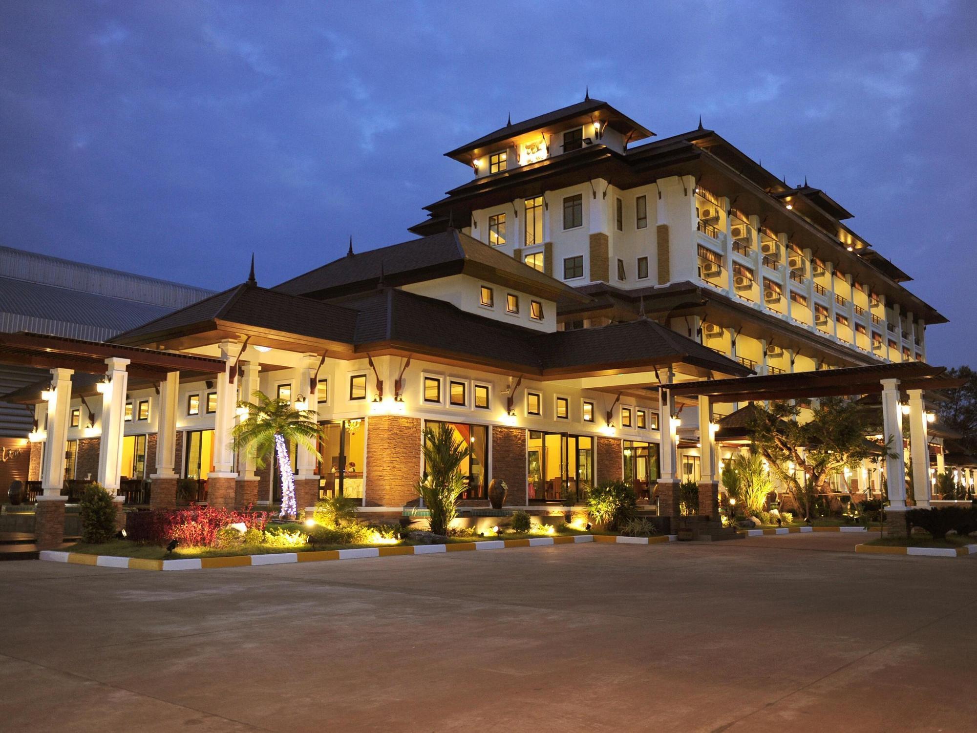 Royal Nakhara Hotel And Convention Centre Nong Khai Exterior foto