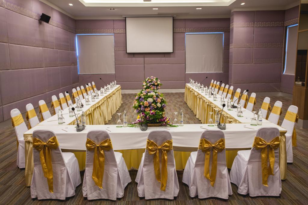 Royal Nakhara Hotel And Convention Centre Nong Khai Exterior foto
