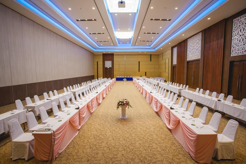 Royal Nakhara Hotel And Convention Centre Nong Khai Exterior foto